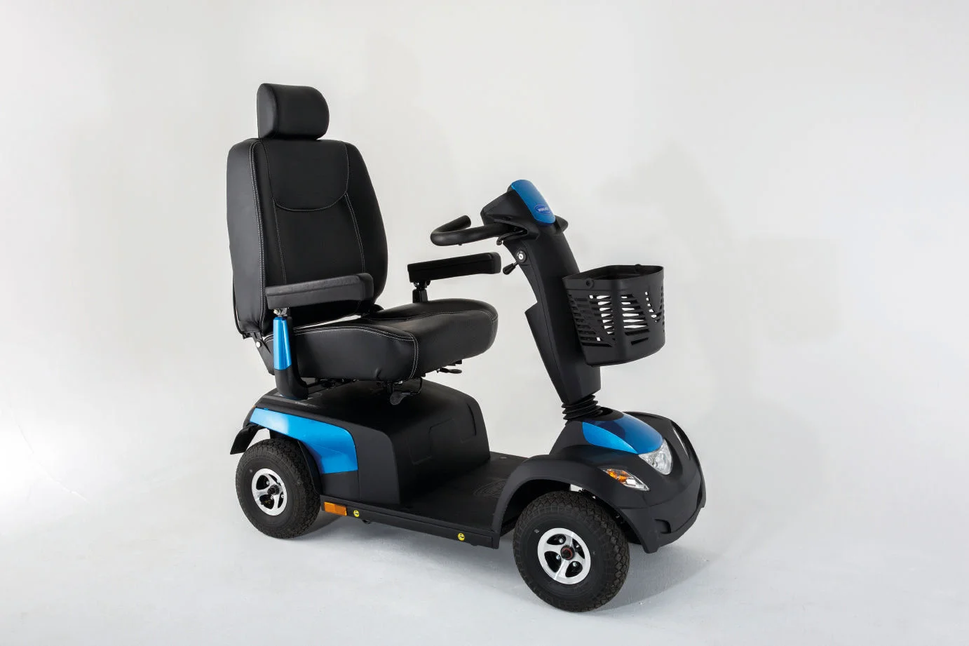 Comet Ultra Invacare Elektromobil – view 4